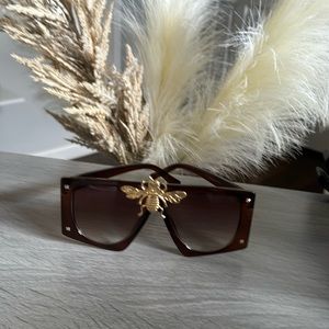 Fashion Bee Sunglasses!